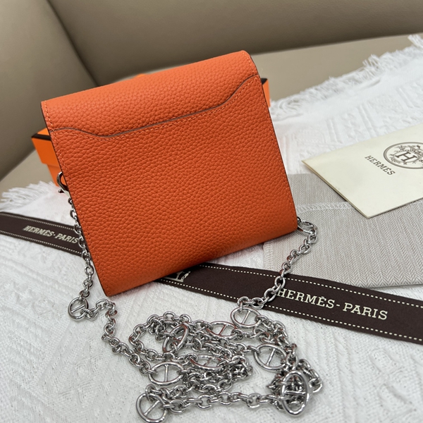 エルメス財布コピー背面デザイン